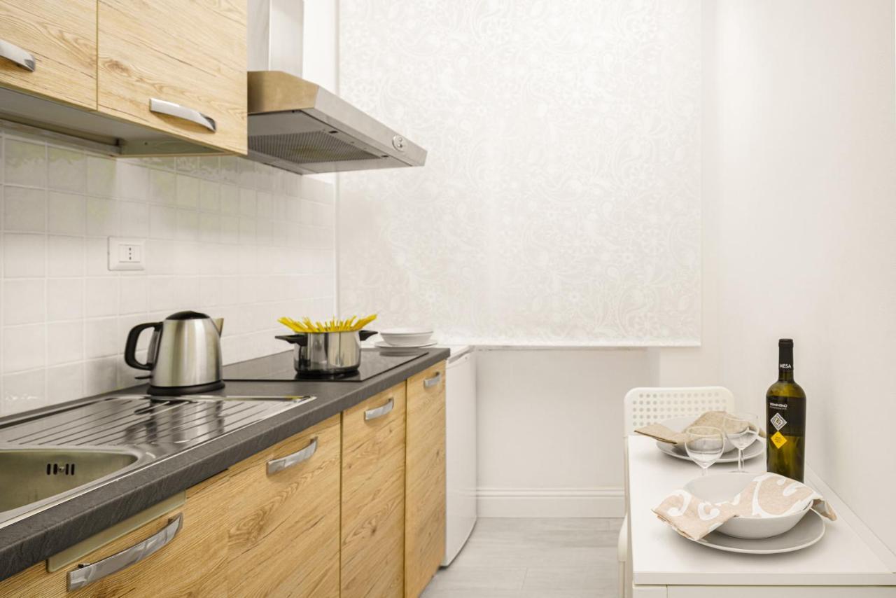 Atena Rooms Cagliari Exterior photo